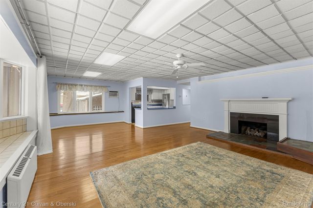 30150 Beechwood Street, Garden City, MI 48135