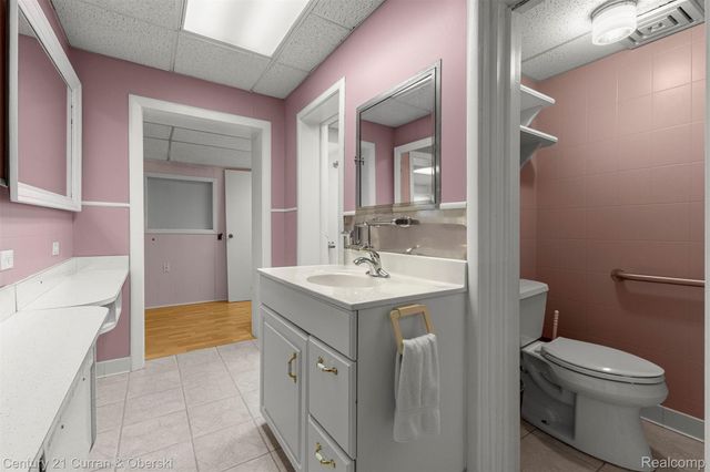 30150 Beechwood Street, Garden City, MI 48135