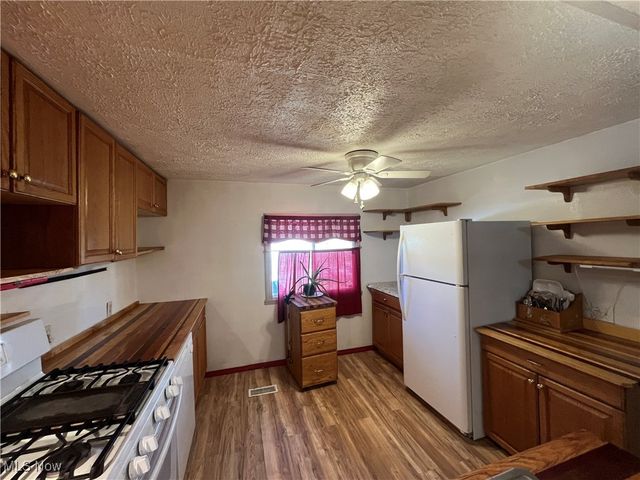 57894 Flamingo Road, Senecaville, OH 43780