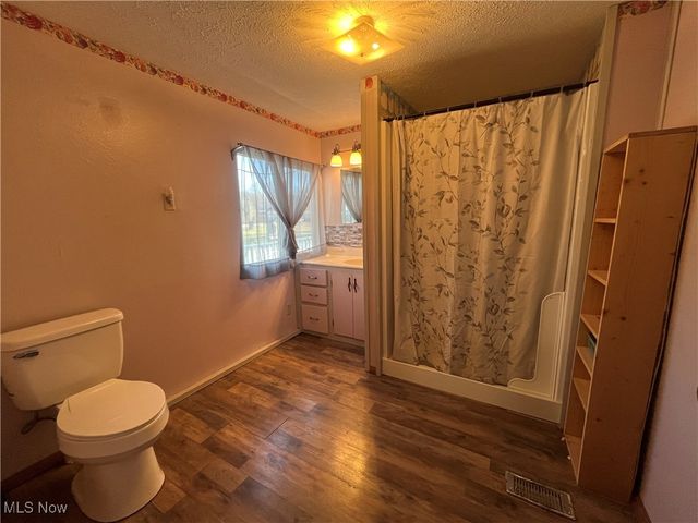 57894 Flamingo Road, Senecaville, OH 43780