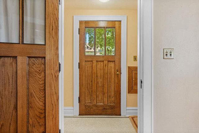 1829 Rowley Avenue, Madison, WI 53726