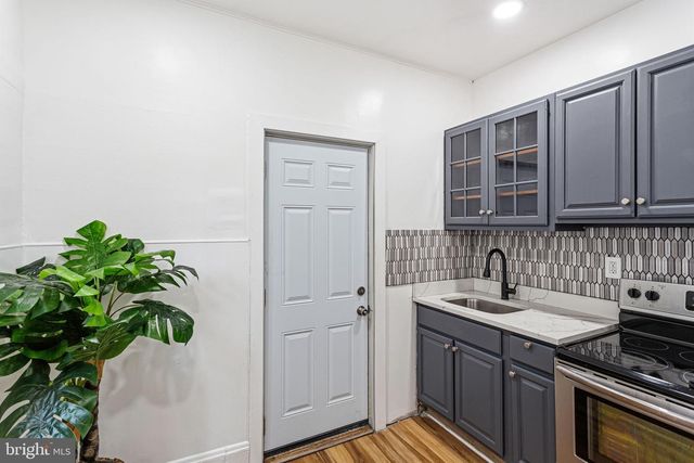 5214 SYLVESTER ST, Philadelphia, PA 19124