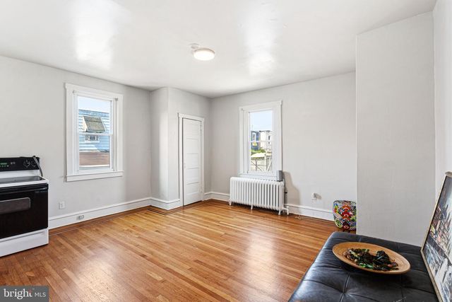 5214 SYLVESTER ST, Philadelphia, PA 19124