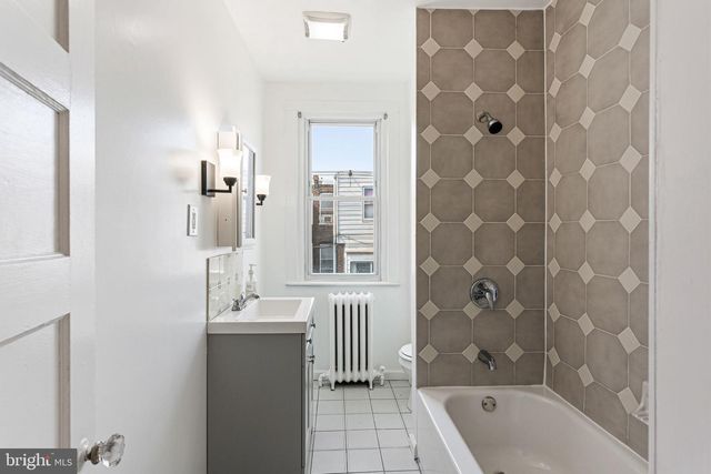 5214 SYLVESTER ST, Philadelphia, PA 19124