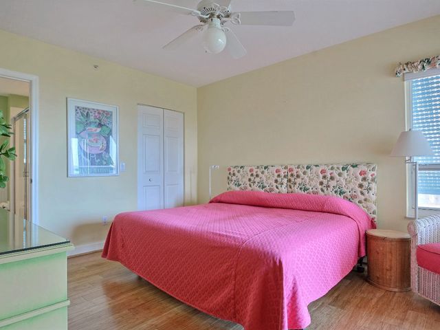 8820 S Sea Oaks Way 201, Vero Beach, FL 32963