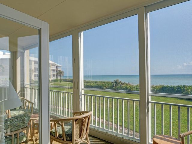 8820 S Sea Oaks Way 201, Vero Beach, FL 32963