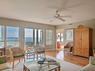 8820 S Sea Oaks Way 201, Vero Beach, FL 32963