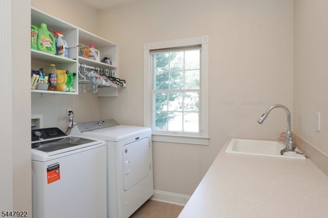94 Hillcrest Dr, Clark Twp., NJ 07066
