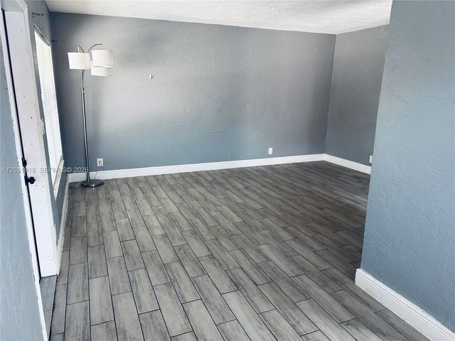 3070 NW 12th Court 12, Fort Lauderdale, FL 33311