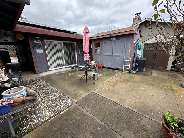 554 Keys Blvd, Clearlake Oaks, CA 95423