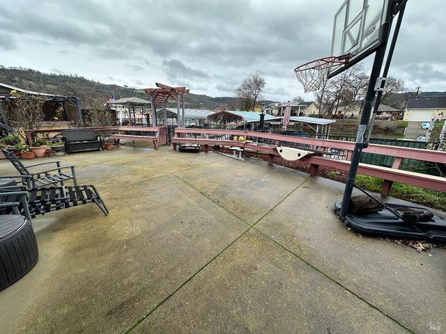 554 Keys Blvd, Clearlake Oaks, CA 95423