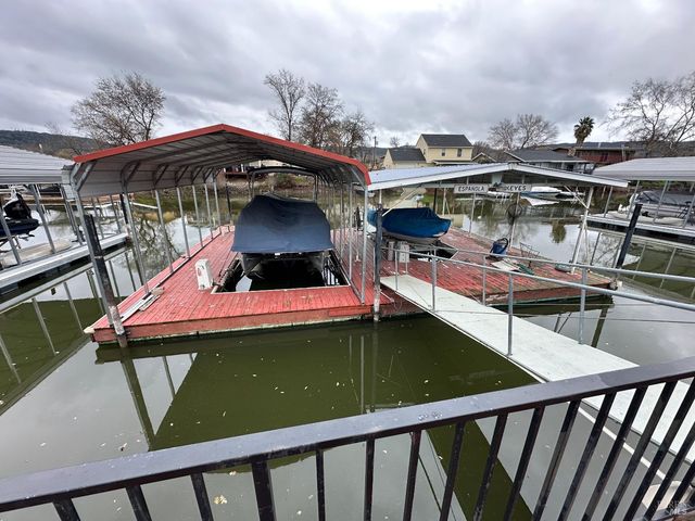 554 Keys Blvd, Clearlake Oaks, CA 95423