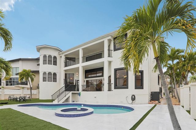 120 8TH STREET E, Tierra Verde, FL 33715