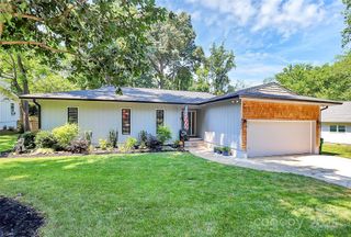 4906 Crooked Oak Lane, Charlotte, NC 28226