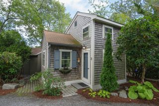 262-A Bradford St 2, Provincetown, MA 02657