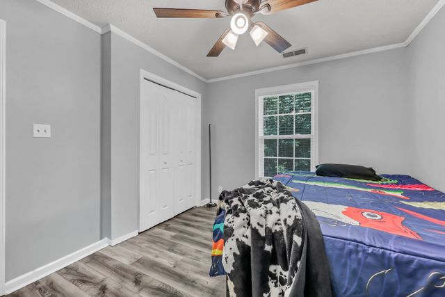 79 West Dr, Clarksville, TN 37040