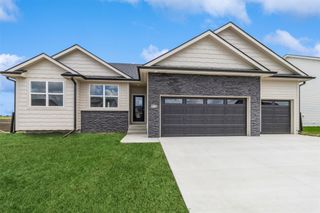 510 NE 58th Street, Ankeny, IA 50021