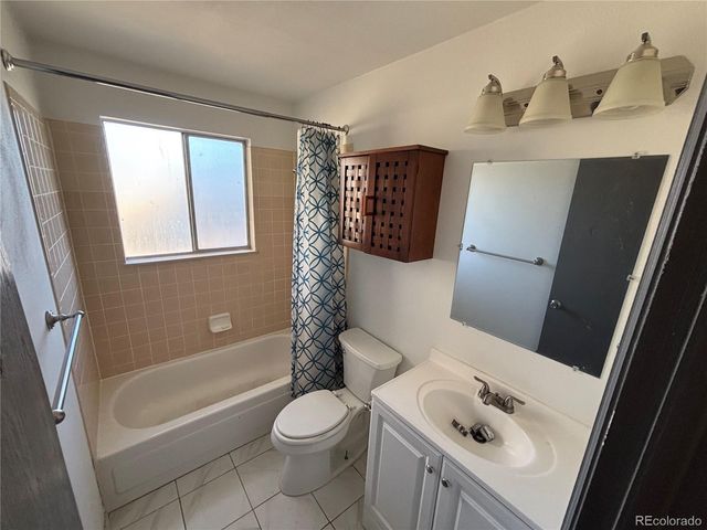 9162 Cody Street, Broomfield, CO 80021