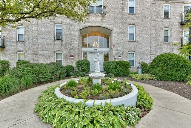 5001 Carriageway Drive A209, Rolling Meadows, IL 60008