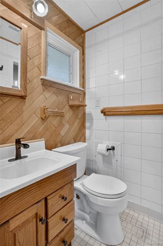 41008 Hollydale, Novi, MI 48375