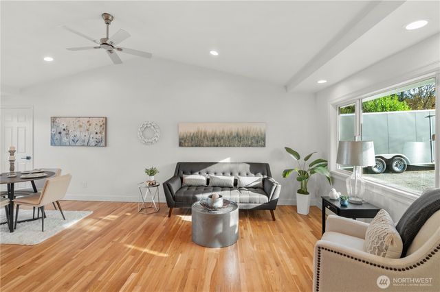 26908 NE Stewart Street, Duvall, WA 98019