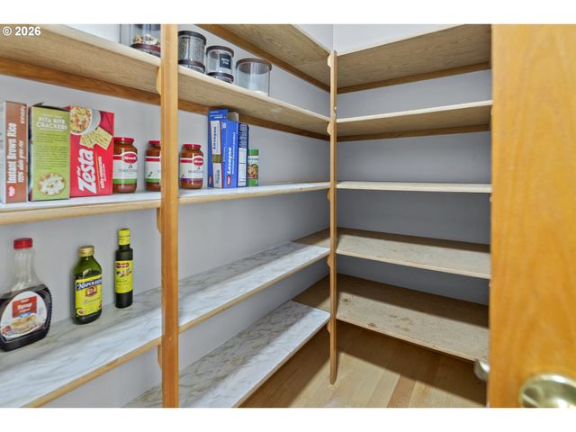 15145 Sw TRENTON Ct, Beaverton, OR 97006