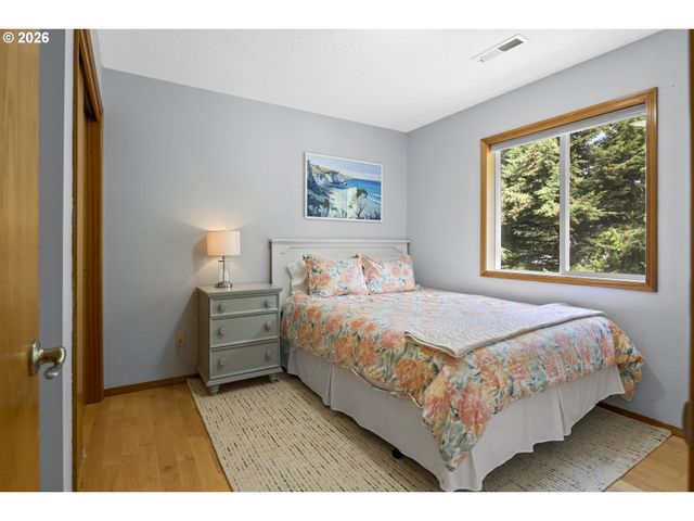 15145 Sw TRENTON Ct, Beaverton, OR 97006