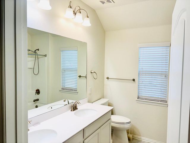 105 Hanover Trail, Lewisville, TX 75067