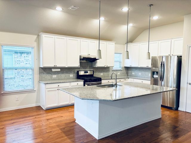 105 Hanover Trail, Lewisville, TX 75067