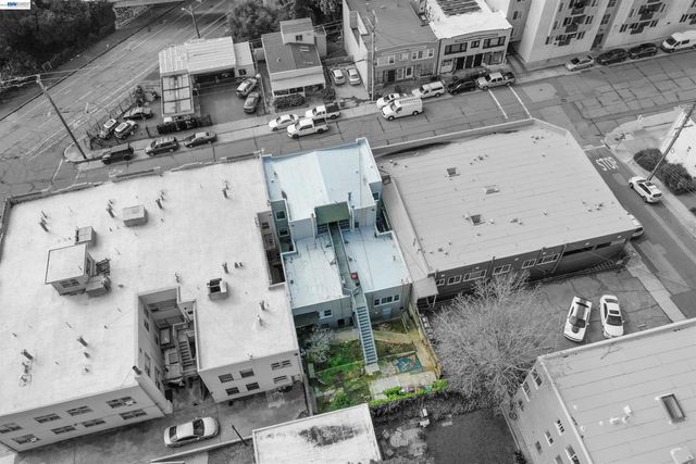 1478 Macarthur Blvd, Oakland, CA 94602