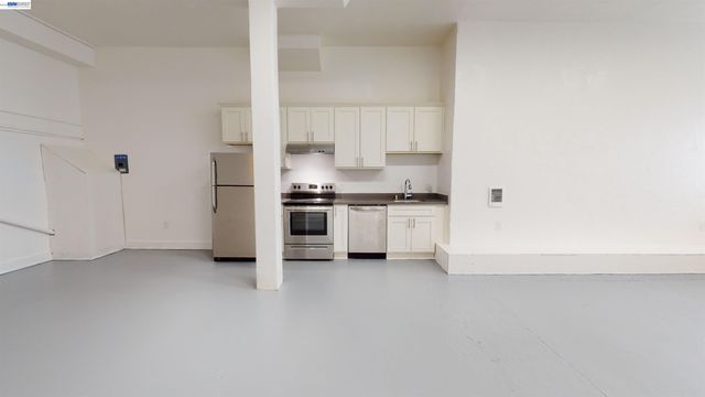 1478 Macarthur Blvd, Oakland, CA 94602