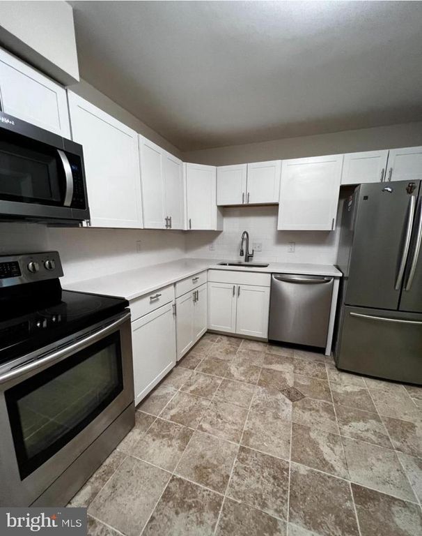 6113 BRANDYHALL CT, Fort Washington, MD 20744