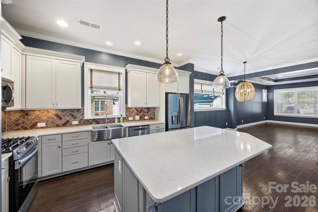 4245 Courtly Lane, Belmont, NC 28012
