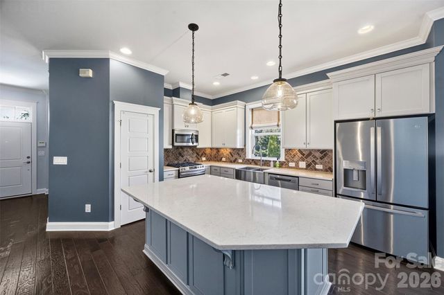 4245 Courtly Lane, Belmont, NC 28012