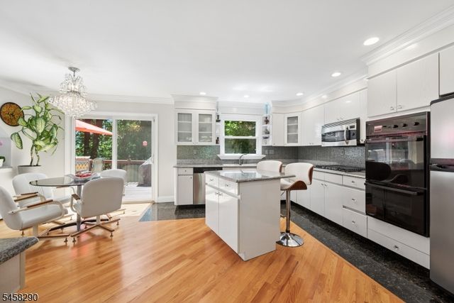 436 RIDGE ROAD, Watchung Boro, NJ 07069