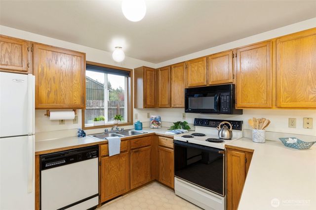 4711 NW Cascade Street, Silverdale, WA 98383