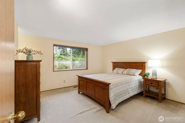4711 NW Cascade Street, Silverdale, WA 98383