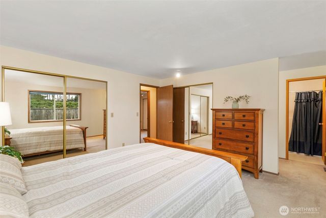 4711 NW Cascade Street, Silverdale, WA 98383
