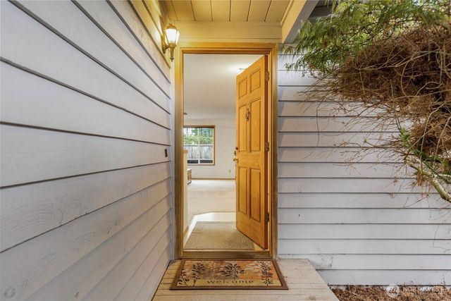 4711 NW Cascade Street, Silverdale, WA 98383