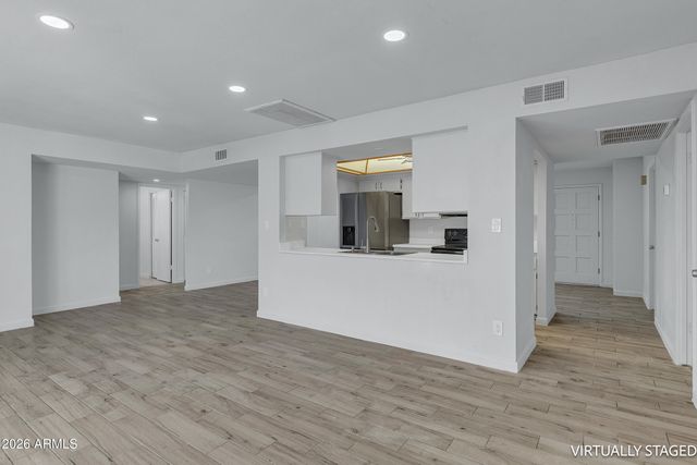 3933 S Pine Street, Tempe, AZ 85282