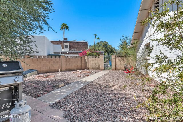 3933 S Pine Street, Tempe, AZ 85282