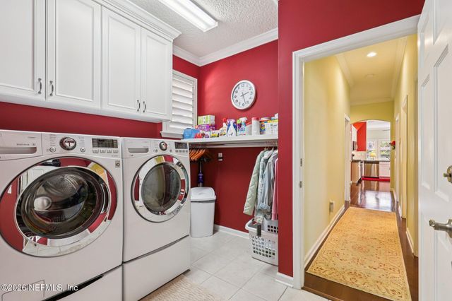 7786 BLACKSTONE RIVER Drive E, Jacksonville, FL 32256