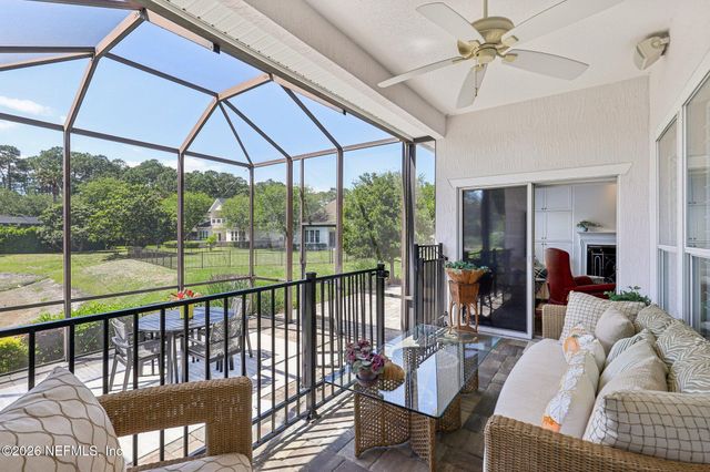 7786 BLACKSTONE RIVER Drive E, Jacksonville, FL 32256