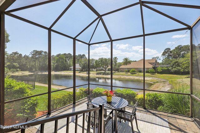 7786 BLACKSTONE RIVER Drive E, Jacksonville, FL 32256