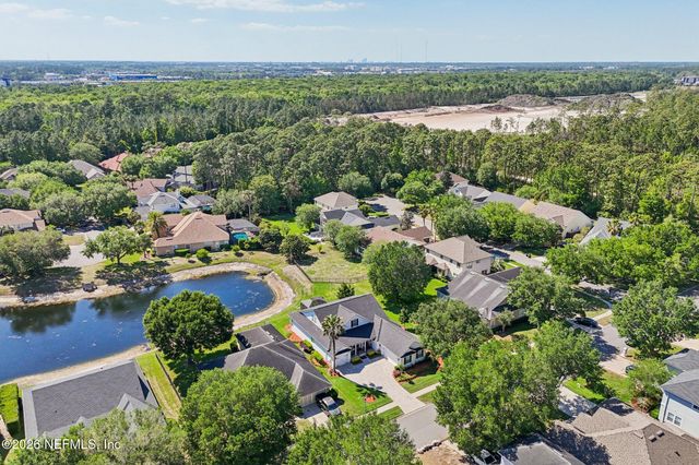 7786 BLACKSTONE RIVER Drive E, Jacksonville, FL 32256