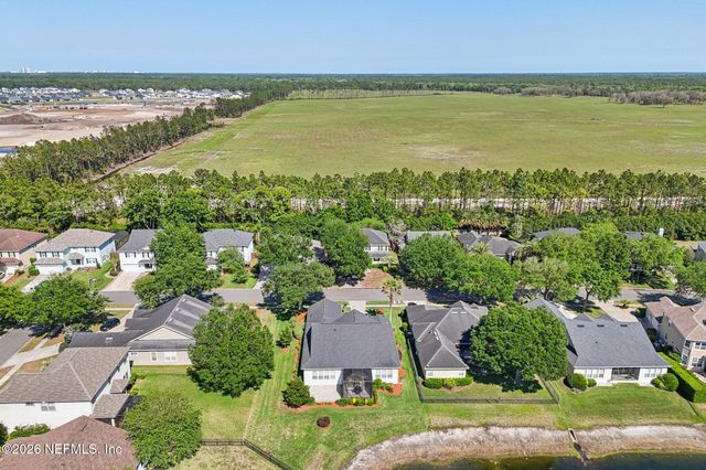 7786 BLACKSTONE RIVER Drive E, Jacksonville, FL 32256