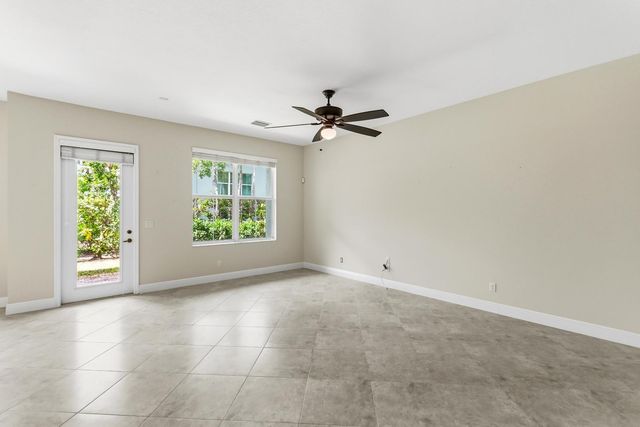 3017 Princeton Lane, Palm Beach Gardens, FL 33418