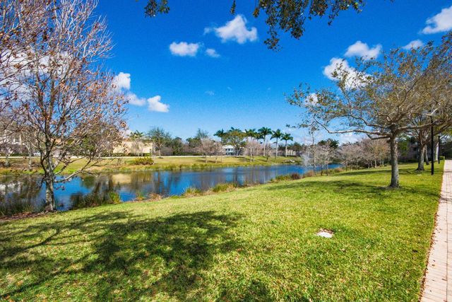 3017 Princeton Lane, Palm Beach Gardens, FL 33418