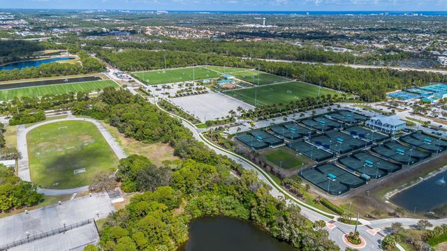 3017 Princeton Lane, Palm Beach Gardens, FL 33418