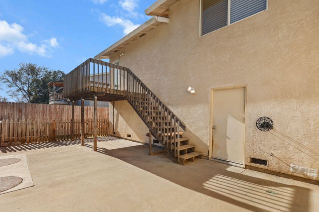 105 Kimick Way, Red Bluff, CA 96080
